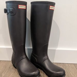 Hunter Women’s Original Tall Boot - Size 9 - chocolate/black